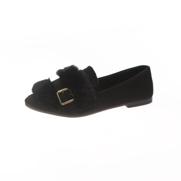 Актуален модел дамски мокасини с пух и метална катарама в три цвята