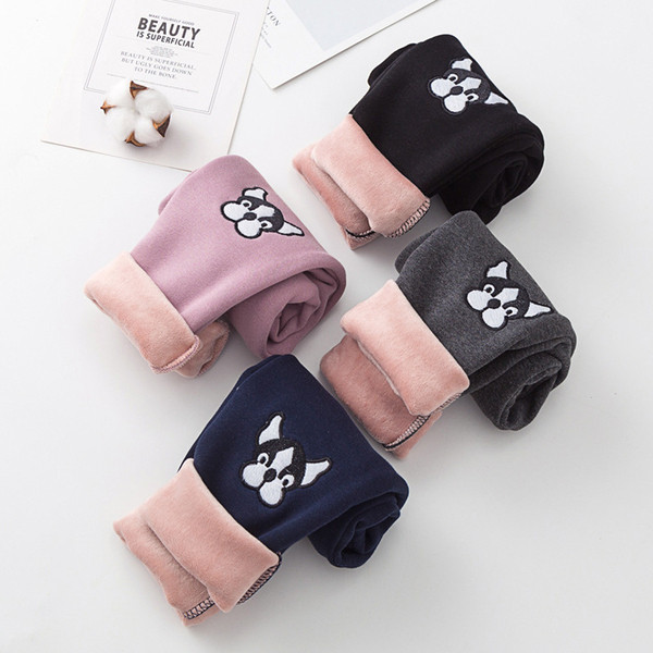 Детски плътен клин в няколко цвята с бродерия