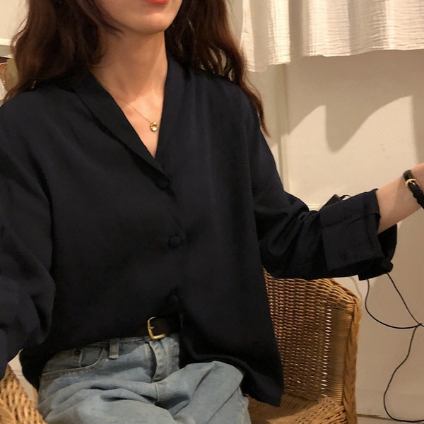 Стилна дамска черна риза