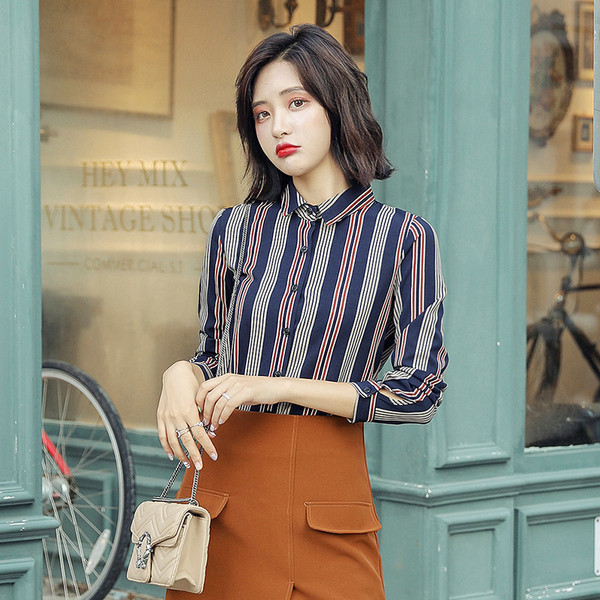 Cămașă de toamnă de damă elegantă cu nasturi