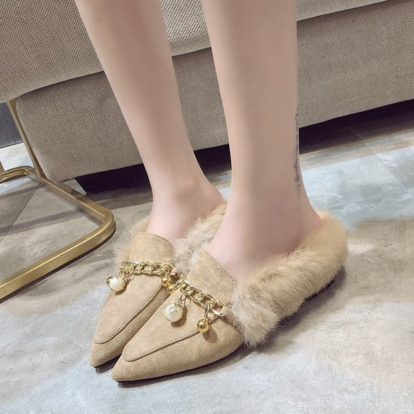 Model actual de mocasini de dama cu decor metalic si puf in doua culori