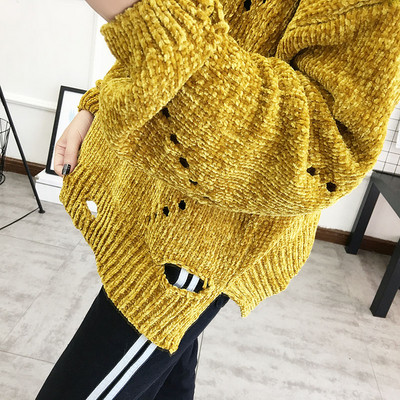 Pulover gros de dama modern cu decolteu in V in mai multe culori