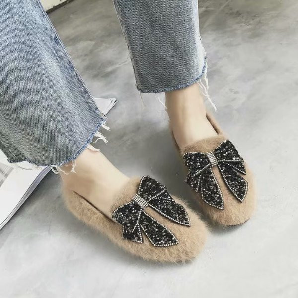 Актуални дамски мокасини с панделка и декоративни камъни в три цвята