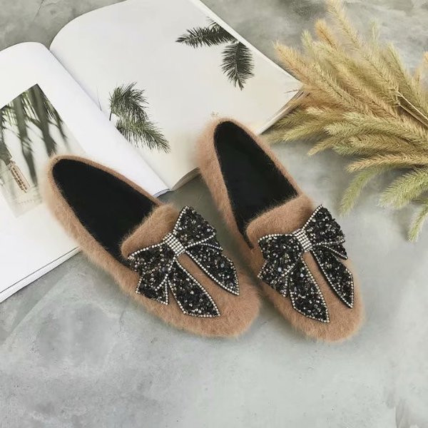 Актуални дамски мокасини с панделка и декоративни камъни в три цвята