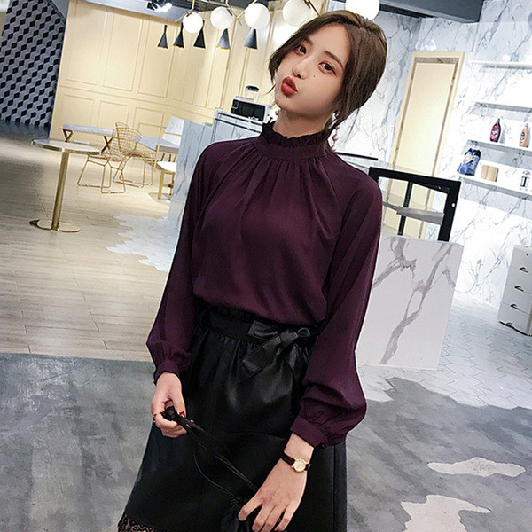 Модерна дамска риза с О-образно деколте