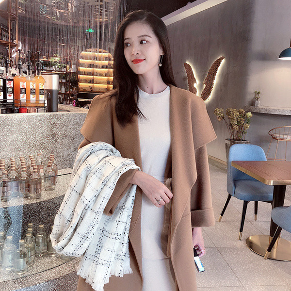 Πυκνό χειμερινό  γυναικείο κασκόλ σε δύο χρώματα