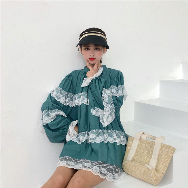 Bluza de dama moderna cu dantela in doua culori - model lat