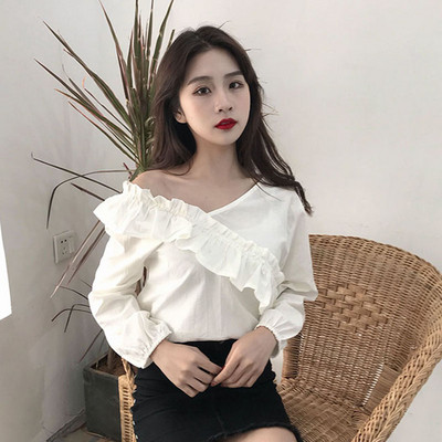 Стилна дамска блуза с волан в бял и жълт цвят