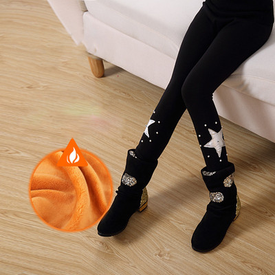 Pană moale pentru copii de culoare închisă cu broderie și elemente 3D