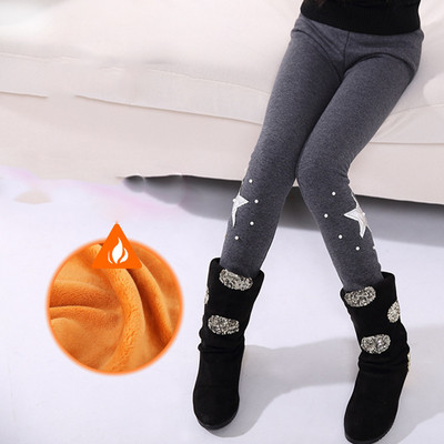 Pană moale pentru copii de culoare închisă cu broderie și elemente 3D