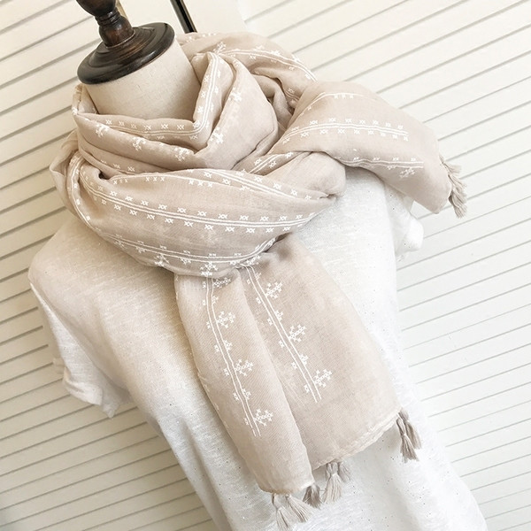 Eжедневен дамски шал в няколко цвята