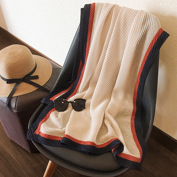 Eșarfă de damă modernă în mai multe culori