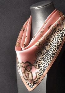 Esarfa de dama eleganta din matase in cinci culori