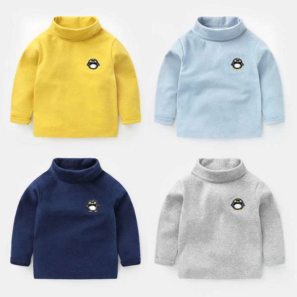 Детска блуза в няколко цвята с висока О-образна яка и бродерия