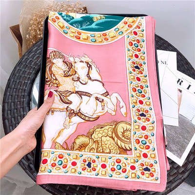 Eșarfă elegantă de mătase de damă în patru culori