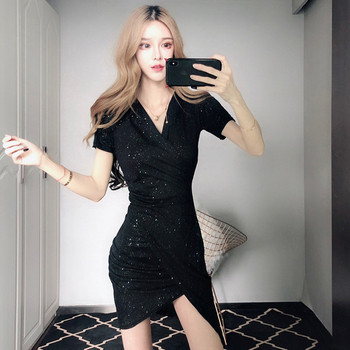 Elegáns fekete női ruha