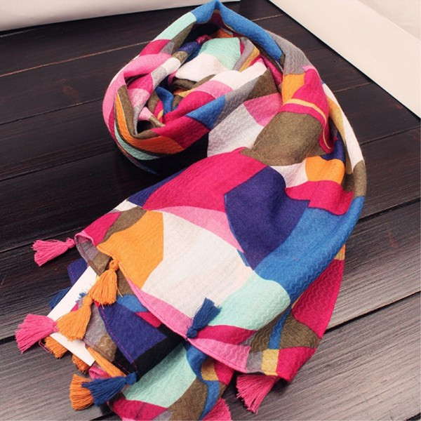 Esarfa de dama colorata moderna cu ciucuri