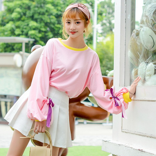 NOU Bluză de damă modernă colorată, cu legături elementare la mâneci