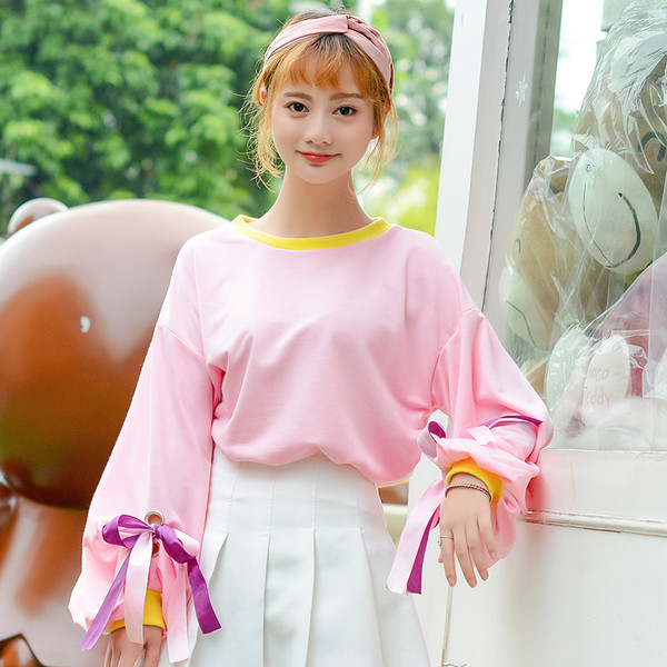 NOU Bluză de damă modernă colorată, cu legături elementare la mâneci