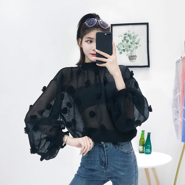 Bluza de dama transparenta cu elemente 3D in trei culori