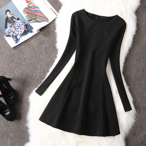 Rochie modernă de damă în roșu și negru