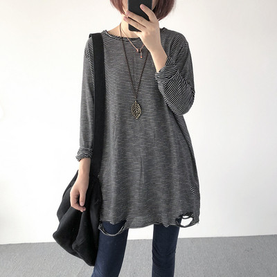 Γυναικεία μπλούζα  με σκισμένα σχέδια σε διάφορα χρώματα