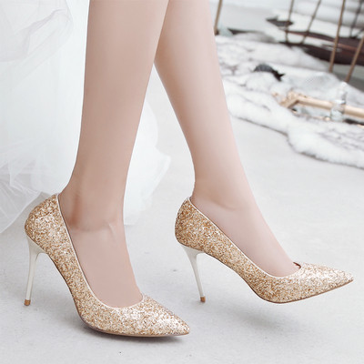 Μοντέρνα γυναικεία παπούτσια  με ψηλά τακούνια  σε τρία χρώματα