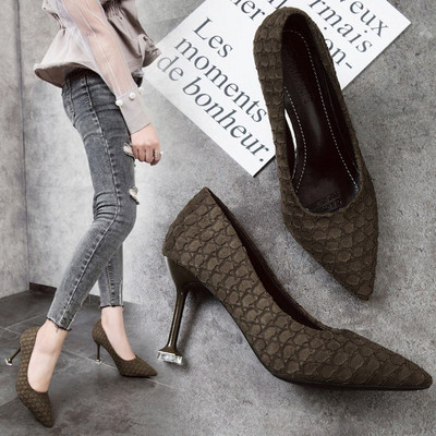 Модерни дамски обувки в четири цвята