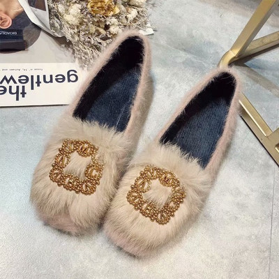 Γυναικεία μοκασίνια με μεταλλικό στοιχείο σε δύο μοντέλα - διάφορα χρώματα