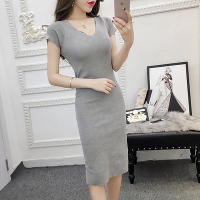 Κομψό γυναικείο φόρεμα με ντεκολτέ σε σχήμα V σε τρία χρώματα