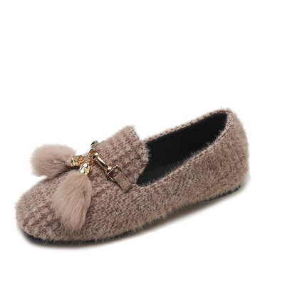 Κομψά γυναικέια μοκασίνια με μεταλλικό στοιχείο σε δύο χρώματα