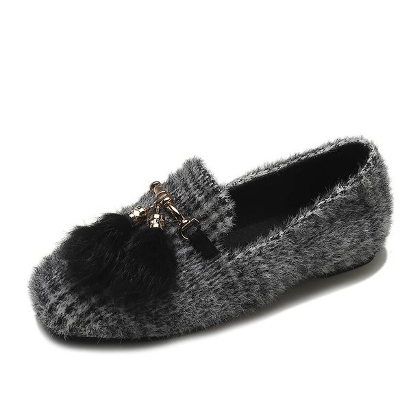 Κομψά γυναικέια μοκασίνια με μεταλλικό στοιχείο σε δύο χρώματα