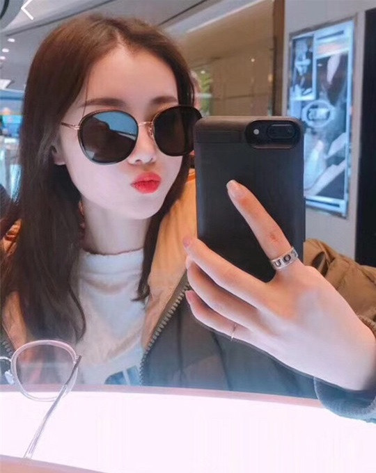 Rochie elegantă de damă cu umerii goi în patru culori