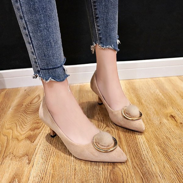 Pantofi eleganti de dama cu decor metalic si puf in doua culori