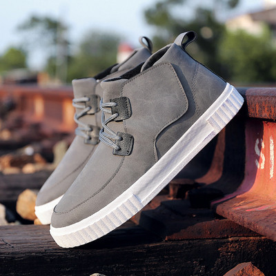 Αντρικά χειμωνιάτικα παπούτσια σε διάφορα χρώματα