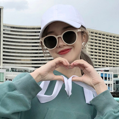 Ретро дамски слънчеви очила в четири цвята