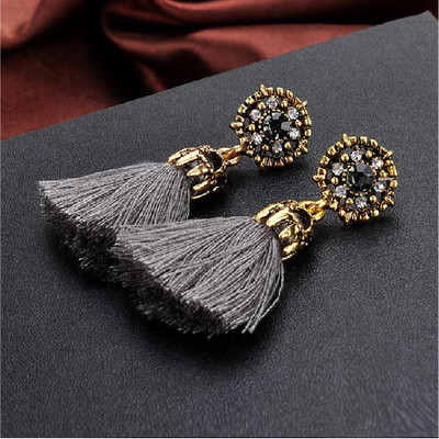 Дамски актуални обеци в няколко цвята - два модела