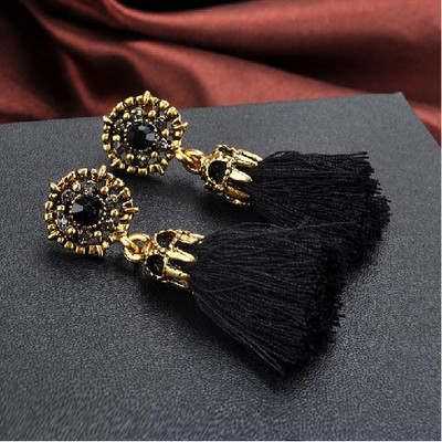 Дамски актуални обеци в няколко цвята - два модела