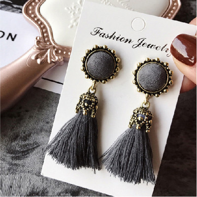 Дамски актуални обеци в няколко цвята - два модела