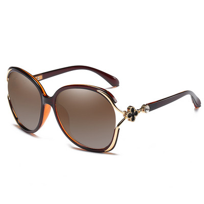 Moдерни слънчеви очила за жени в няколко цвята