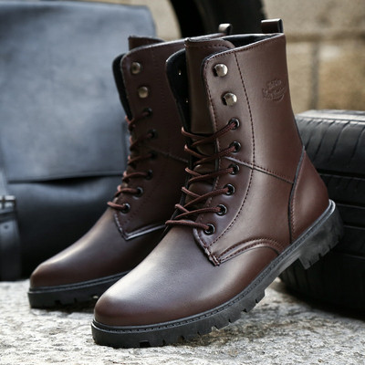 Cizme pentru bărbați în negru și maro