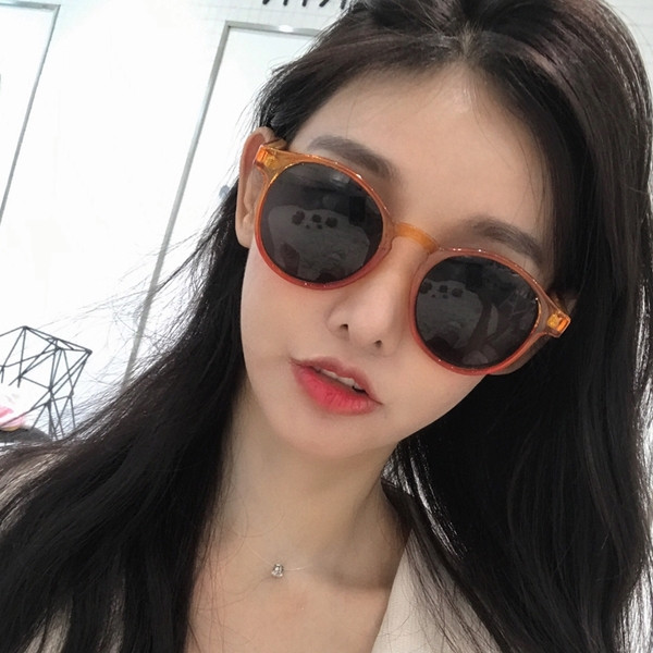 Ochelari de soare casual pentru femei în patru culori