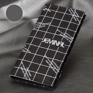 Καθημερινό ανδρικό πορτοφόλι με πολύχρωμες επιγραφές σε διάφορα χρώματα