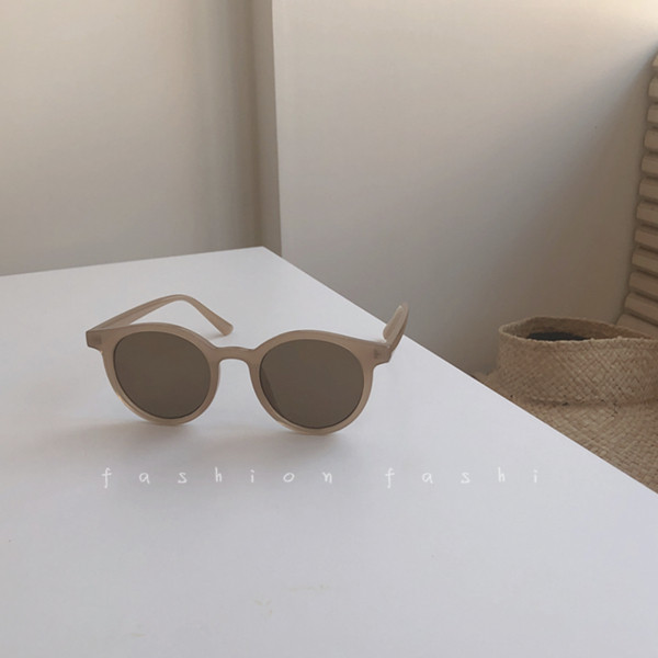 Ochelari retro de damă moderni în două culori