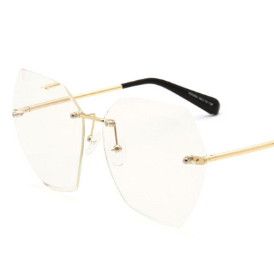 Τρέχοντα γυναικεία γυαλιά ηλίου σε δύο χρώματα