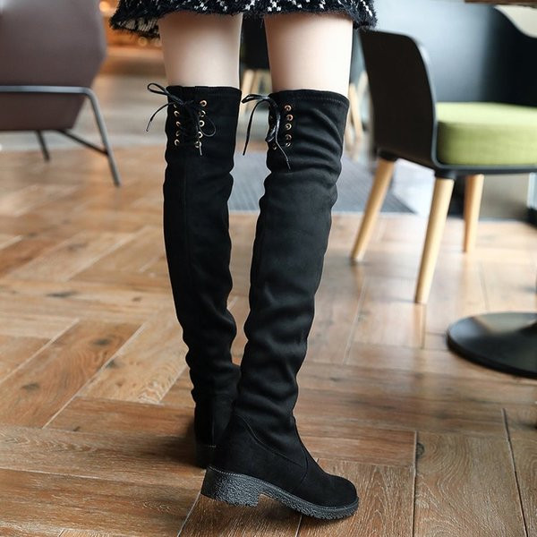 Ghete de dama moderne din piele intoarsa ecologica de culoare neagra