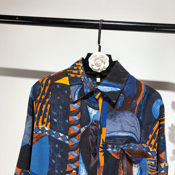 Cămașă lungă de damă cu forme geometrice