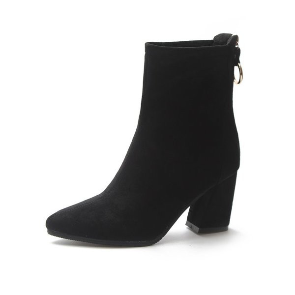 Модерни дамски боти с дебел ток от еко велур в два цвята