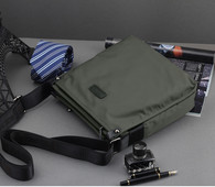 Мъжка класическа чанта в три цвята