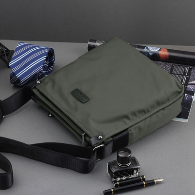 Мъжка класическа чанта в три цвята